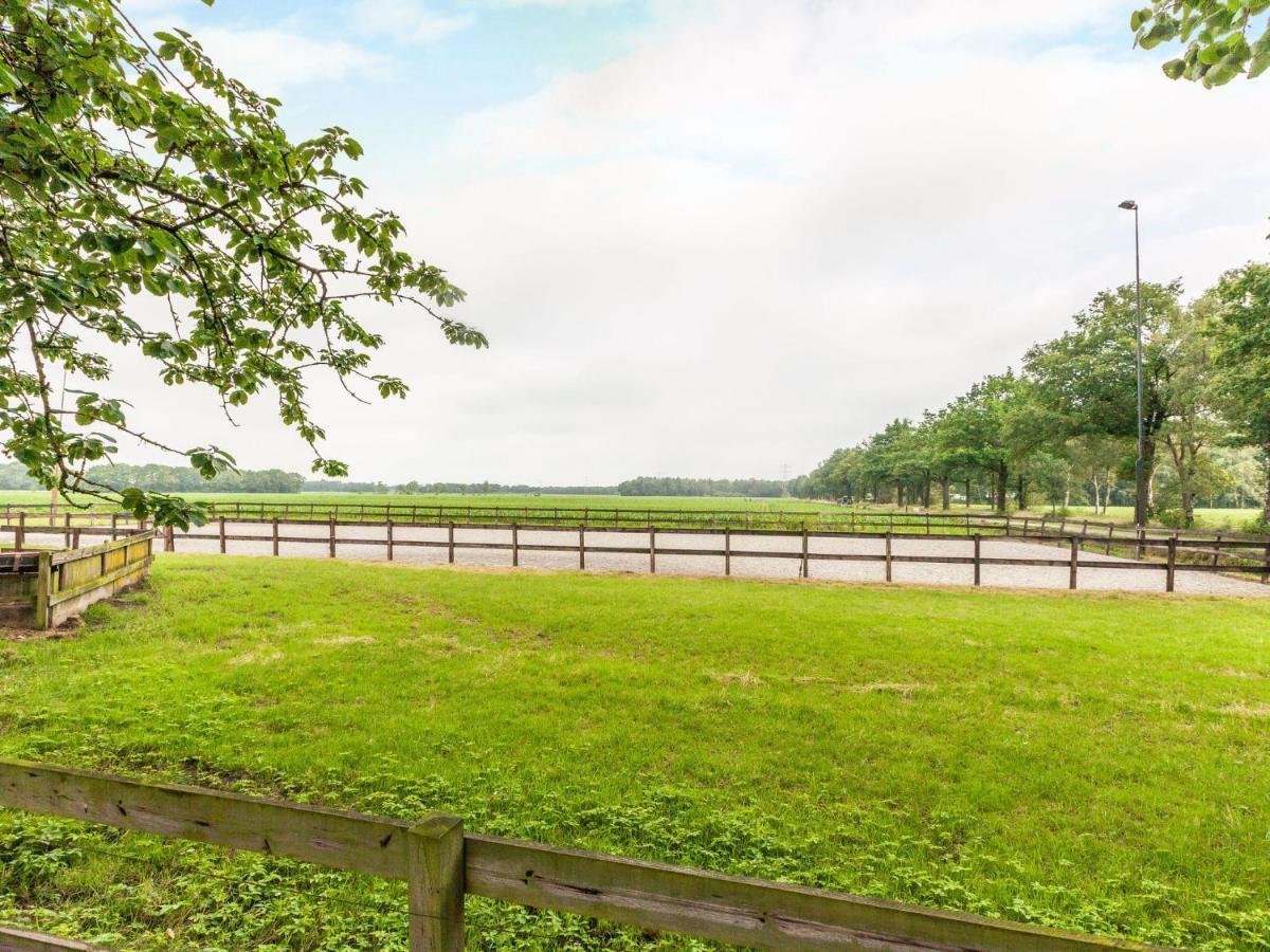 Cozy Holiday Home In Oisterwijk With Swimming Pool Exteriér fotografie