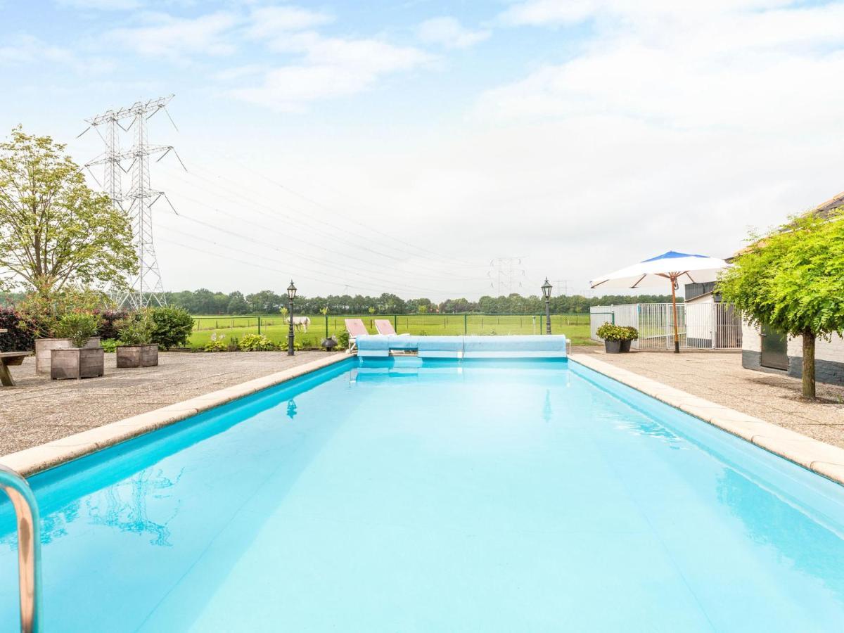Cozy Holiday Home In Oisterwijk With Swimming Pool Exteriér fotografie